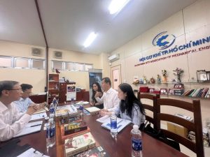 Lãnh đạo Hội Cơ Khí TPHCM làm việc với đoàn Informa Markets